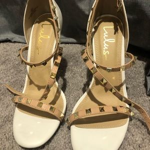 Lulus studded high heels sandals in white/nude